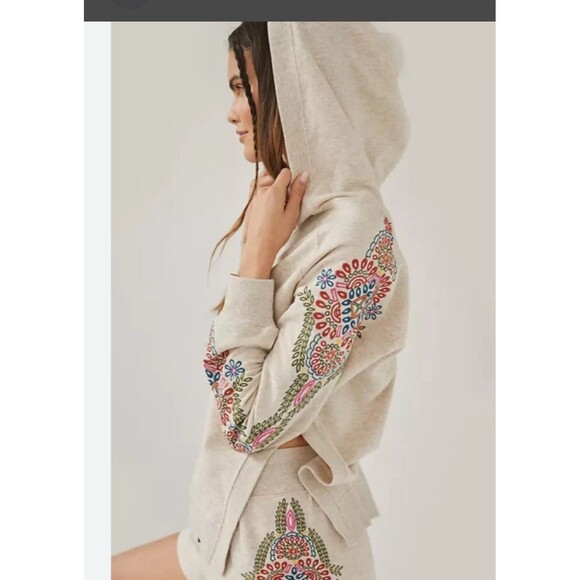 NWT Anthro Daily Practice The Rosa Hoodie/Short Matching Set Size XS/XXS - Picture 2 of 15